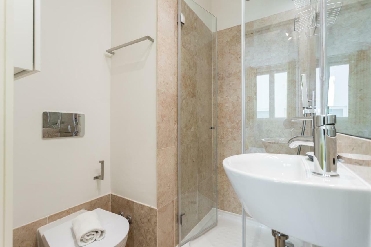 Hera Premium Living Apartment